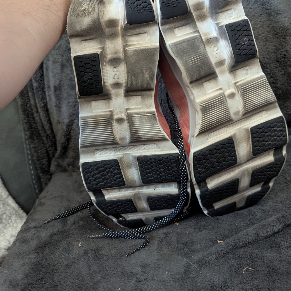 On Running White and Coral Sneakers - Picture 6 of 11